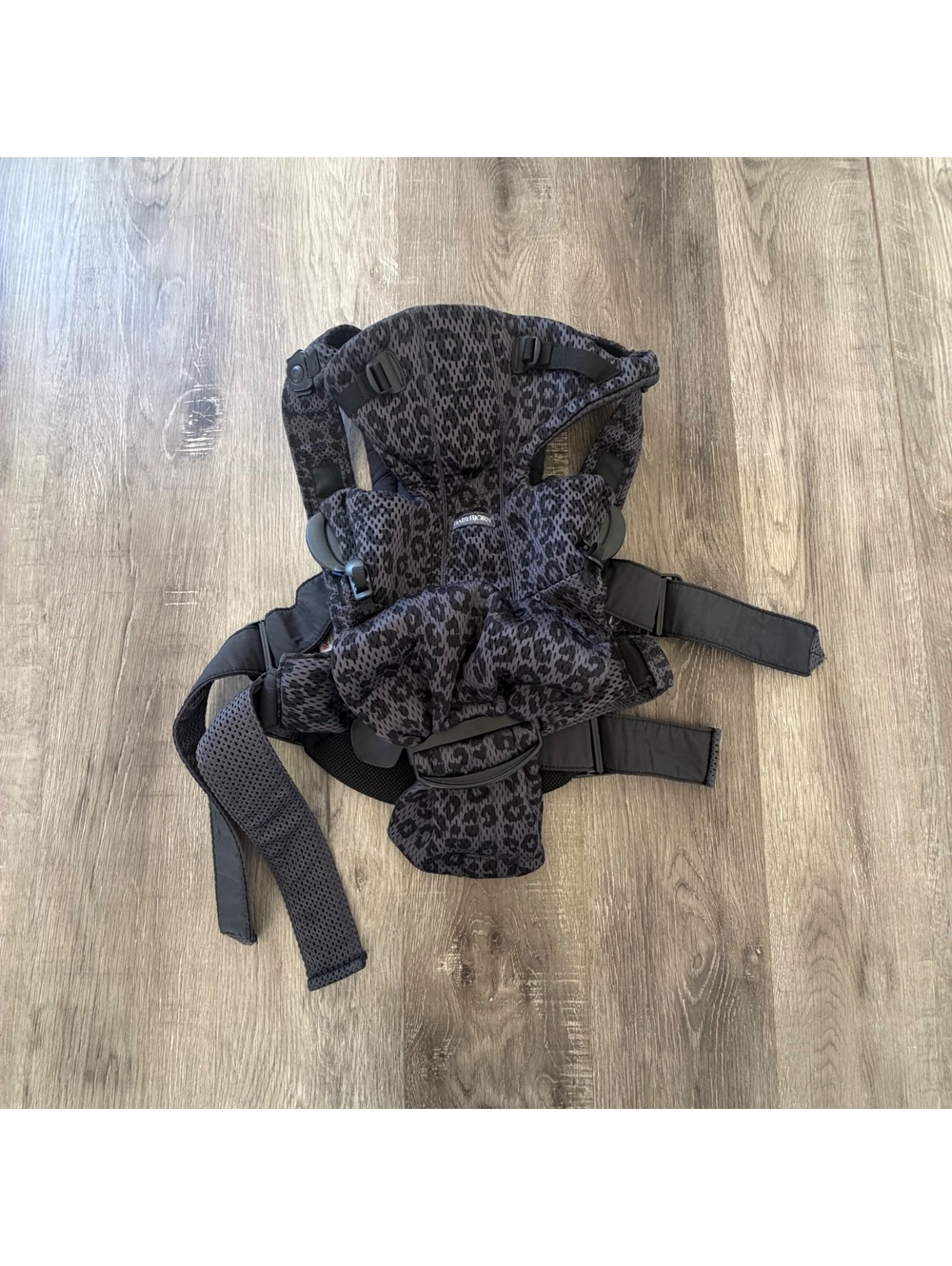 BabyBjörn Baby Free 3D Mesh, Anthracite Leopard